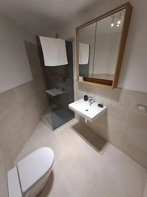 Le Petit Arc Apartment Parma 0*,