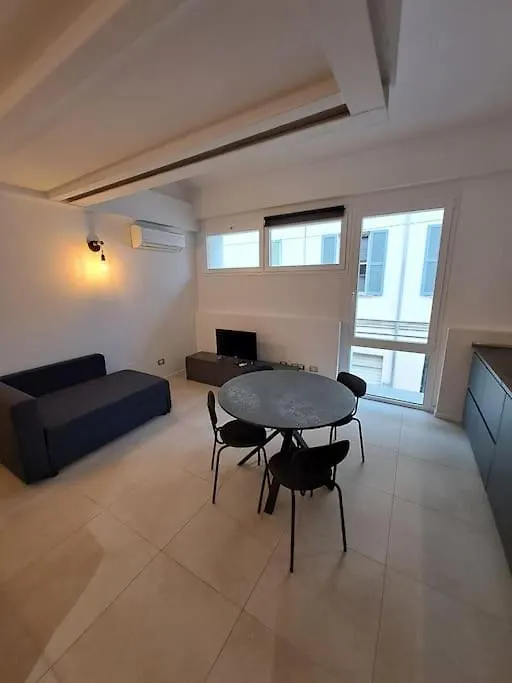 Le Petit Arc Apartment Parma